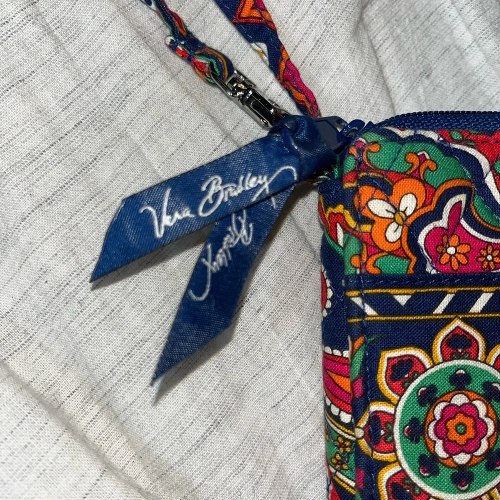 Vera‎ Bradley Marrakesh Quilted Cotton Zip Around Wristlet Wallet Navy Multi